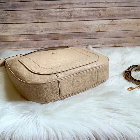 Marc Jacobs Empire City Buff Leather Hobo Bag - Picture 4 of 8